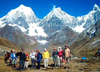 Peru: Adventure Hiking Trekking Huayhuash and Climb Nevado Diablo Mudo (5350 m)