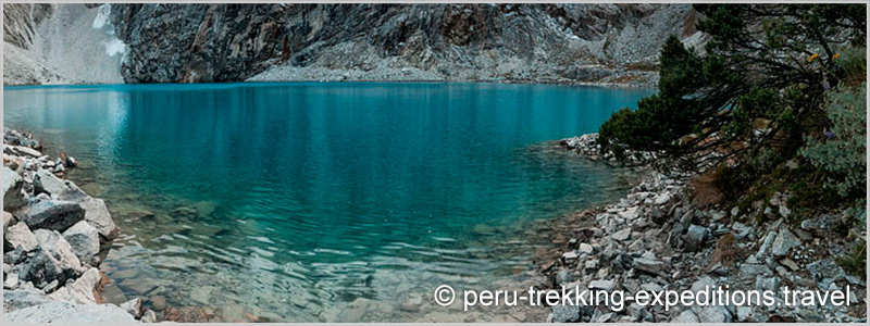 Peru: Trekking Laguna 69 Adventure over (4650 m)